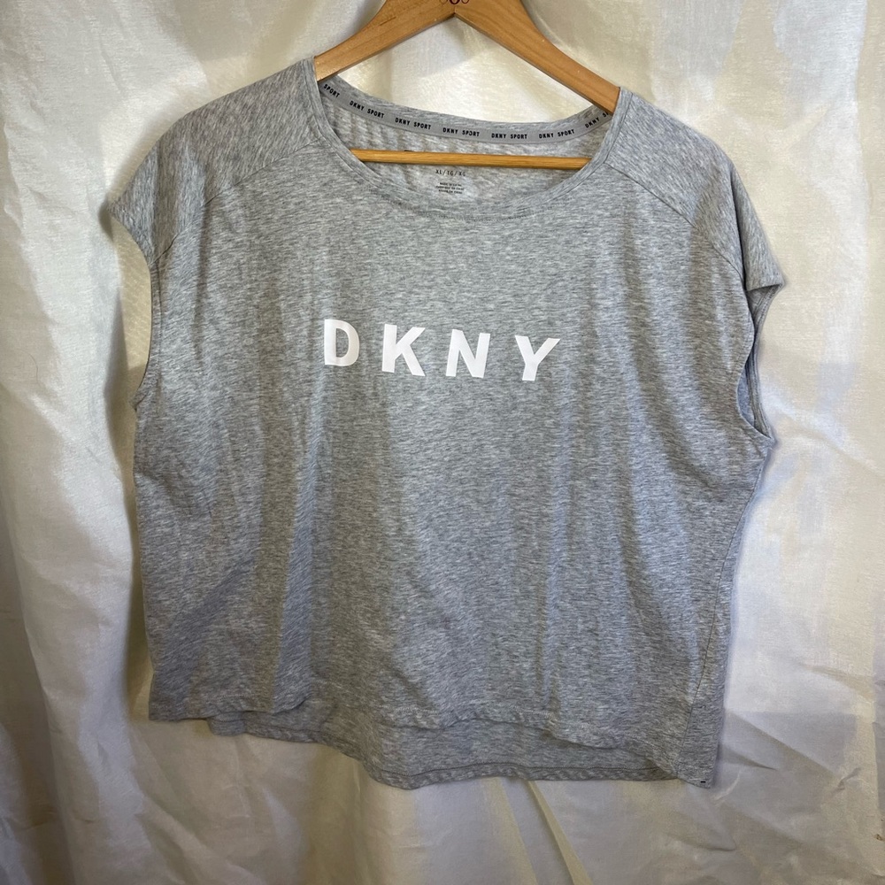 DKNY Sport Grey White Logo Graphic Print Short Sleeve Tee Shirt Top
